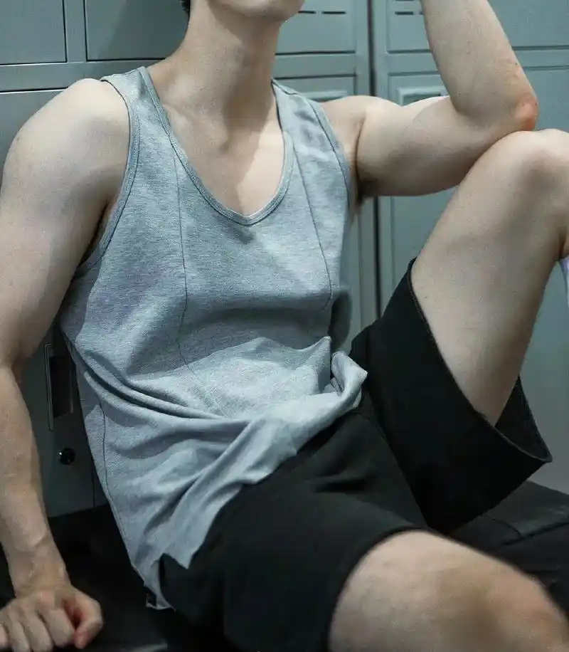 胸肌 #肌肉 #腹肌 #男友臂 #毫无训练痕迹 #肌肉男养 - 抖音