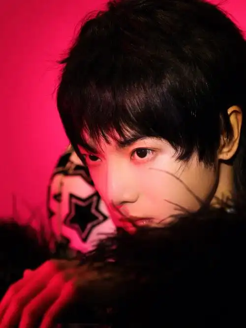 华晨宇湖南跨年晚会美图奉上