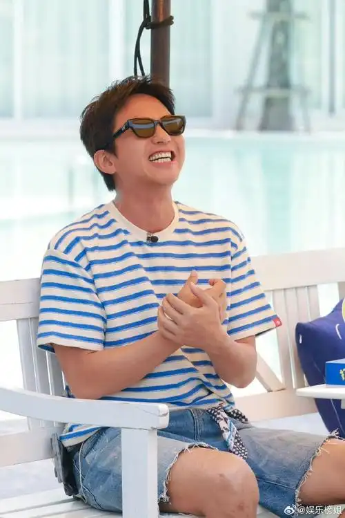 邓超永远走在梗的前面