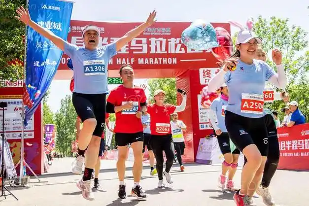 第一名3000元滑县首届半程马拉松因下雨延期半个月后开赛