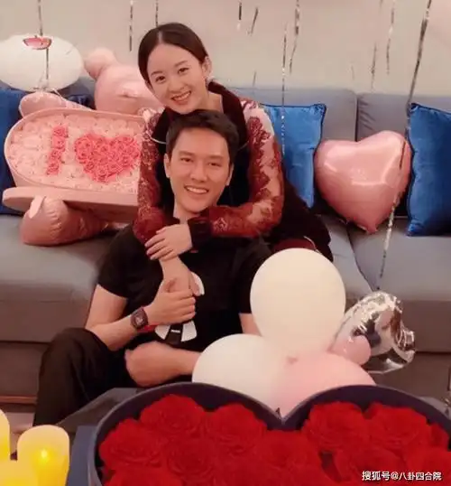 原创有种整容叫冯绍峰离婚前妻赵丽颖风光依旧他却像变了个人