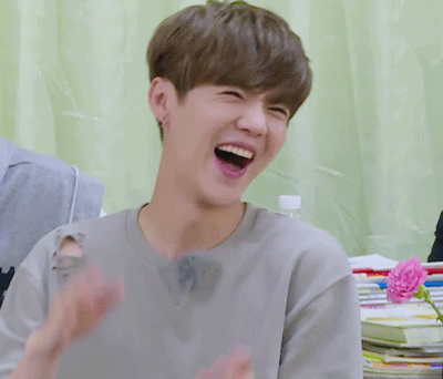 鹿晗gif开心gif笑容gif拍手gif