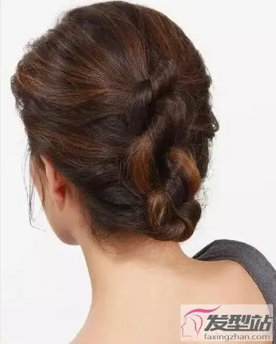 两款简单盘发教程图解懒人必学只需几步秒变淑女