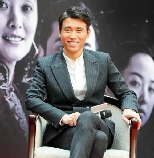 回顾演员李乃文:20年不温不火,与颜丙燕意难平,48岁至今未婚