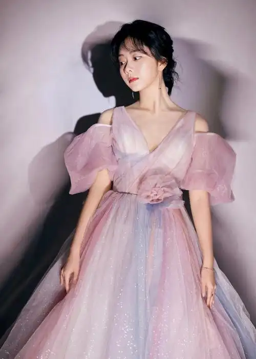 谭松韵礼服大汇总