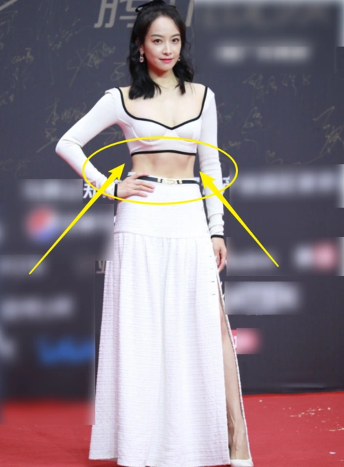 宋茜亮相红毯晒马甲线,本以为够吸睛,但化身舞台女王后我爱了