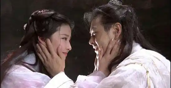 王语嫣面红耳赤,鸠摩智无法装睡!唯独段誉淡定