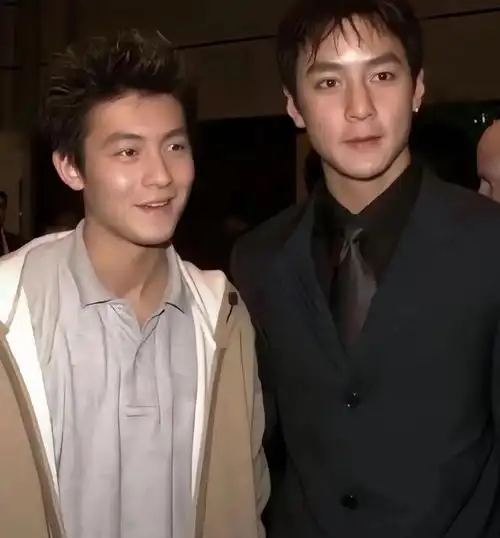 笑不活了!吴彦祖入驻抖音找不到自己账号,被网友的评论笑疯了?