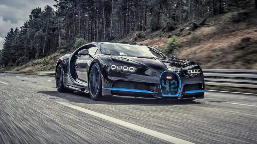 地表最强超跑布加迪chiron创纪录版亮相
