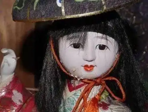 在1点35分四,如月车站五,上原美优自杀六,温泉旅馆的鬼手七,歪头姐八