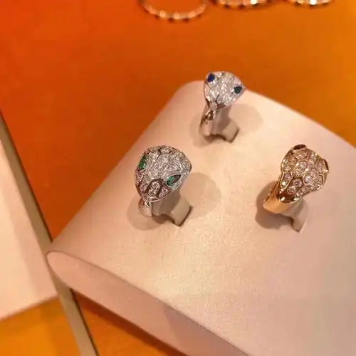 bvlgari宝格丽蛇头戒指