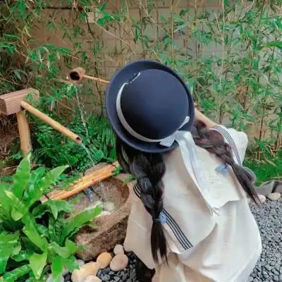 高级感背影头像女