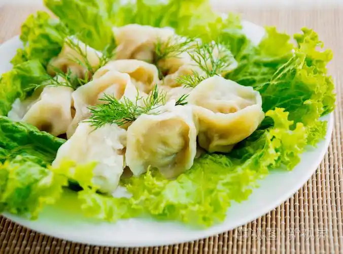 莴苣叶肉水饺