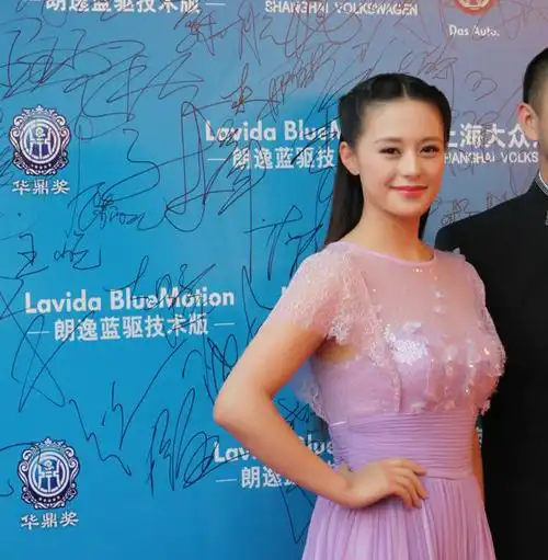 王力可《茶颂》精彩表现 华鼎获奖征服评委