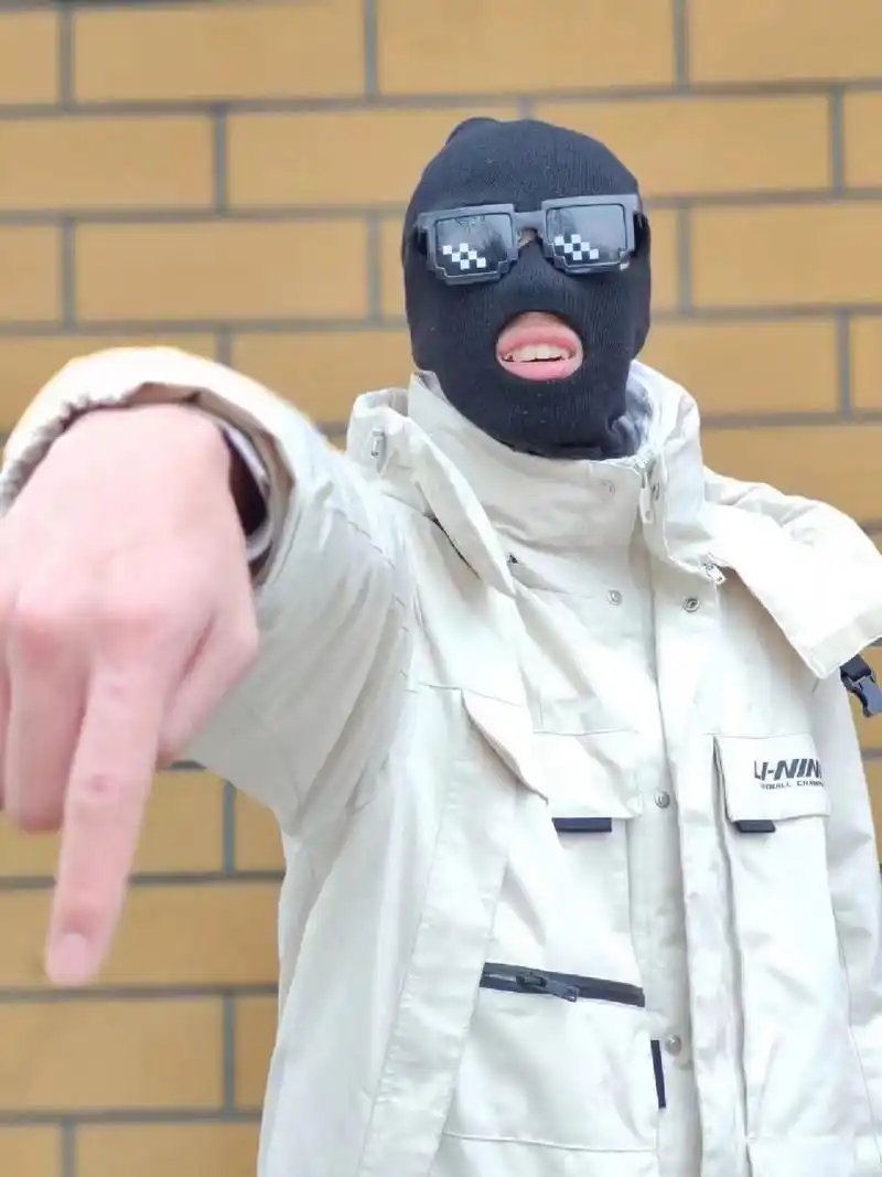 悍匪多人头像 五黑头像