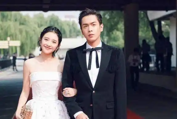 "叫吴京的结婚证,别人都是白衬衫淡妆,而他与众不同_奚梦瑶_时候_谢楠