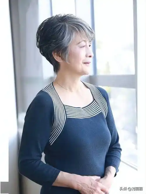 60到80岁女性,发型可以试试这三种,利落时尚很精致