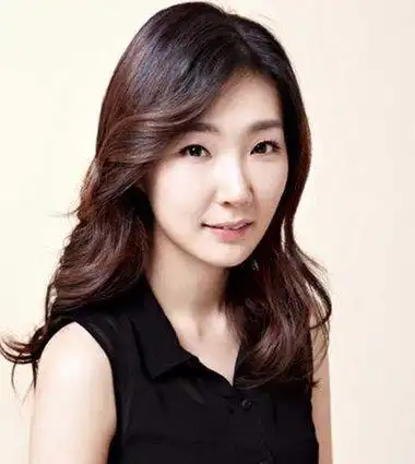 中年女图片头像照片成熟稳重