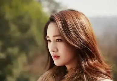 电视剧《相爱穿梭千年》插曲江映蓉《再多一天》歌词