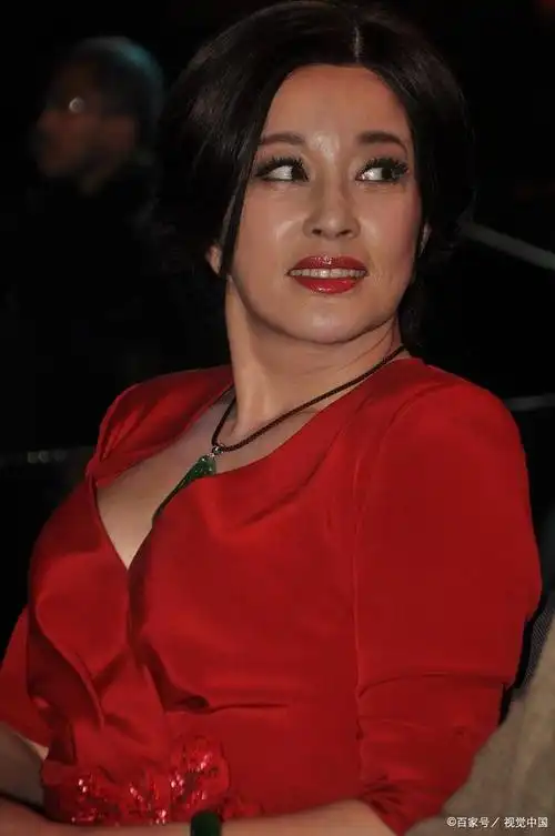 逆龄生长的不老女神——刘晓庆