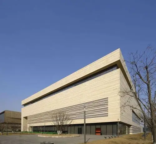 直播预告 | 58位艺术家,200多件作品,今年最in的