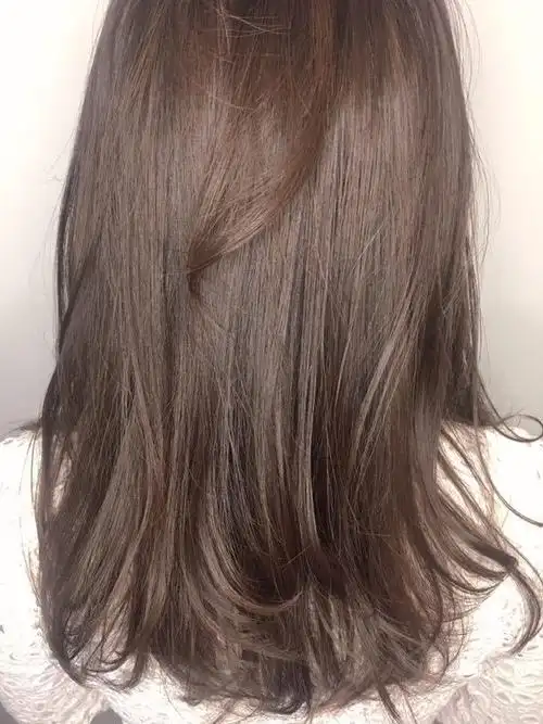 想要一头秀发就要用心呵护.