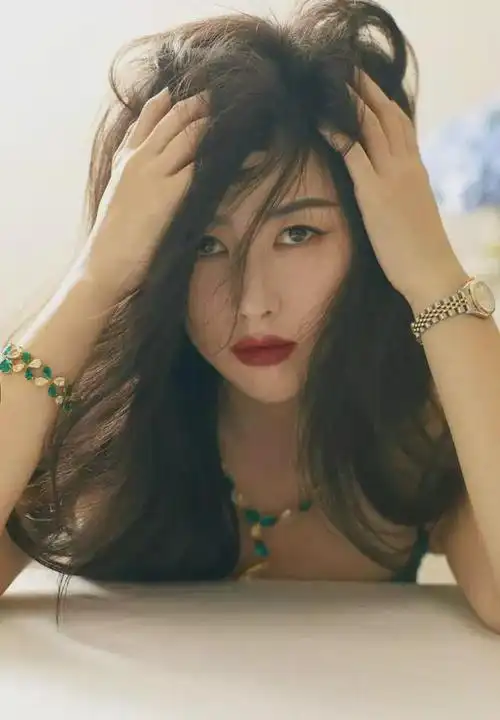 全球最美面孔之一你见过吗点击看美女朱珠