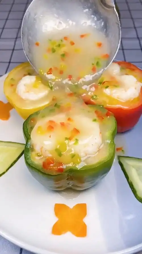 彩椒虾抱蛋,高颜值菜肴,有喜欢的吗