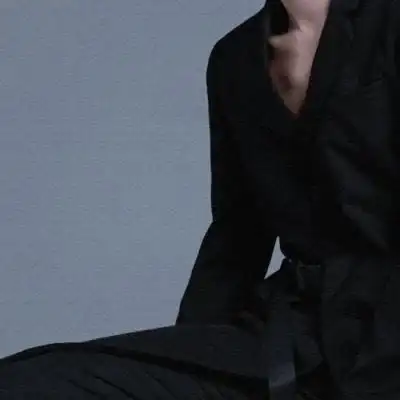 禁欲系/部位男头 高清 文艺范黑_男生头像_我要个性网