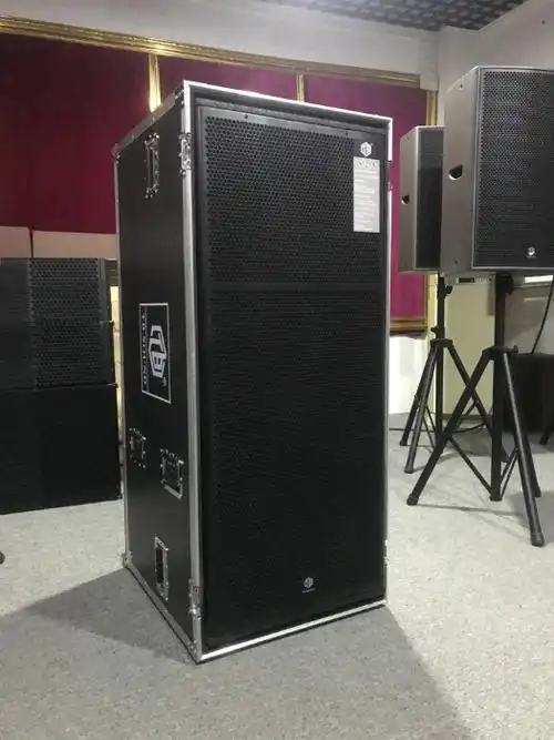 (天霸经典款)三分频双15寸倒相式中远程舞台音箱;声压大,射程远,够猛!