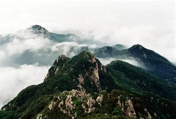 直通帝座的泰山,岱宗如何,五岳独尊