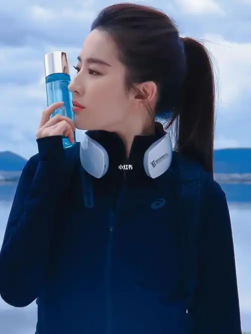 刘亦菲×温碧泉 | 调修 / 壁纸 / 天山静湖_壁纸_刘亦菲_温碧泉怎么样