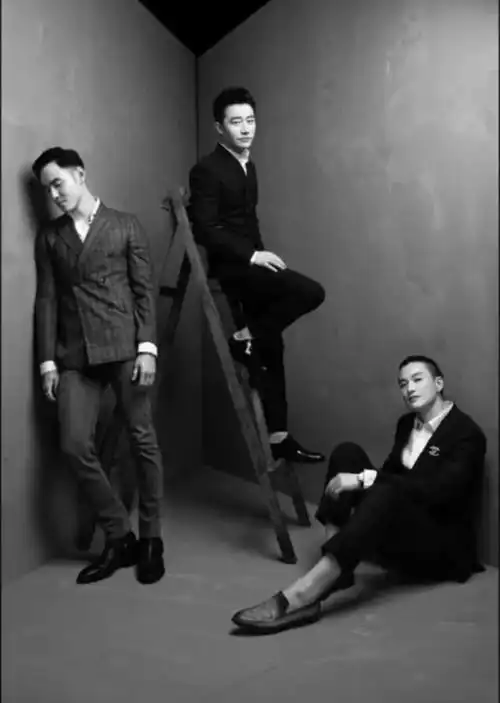 史上最强明星阵容合影,陈伟霆姿势帅爆了,众女星成靓丽风景线!