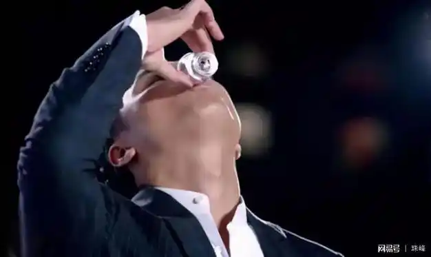 慢一点喝酒,笨一点做人.|东关街|扬州|扬州城|刘德华|酒杯_网易订阅