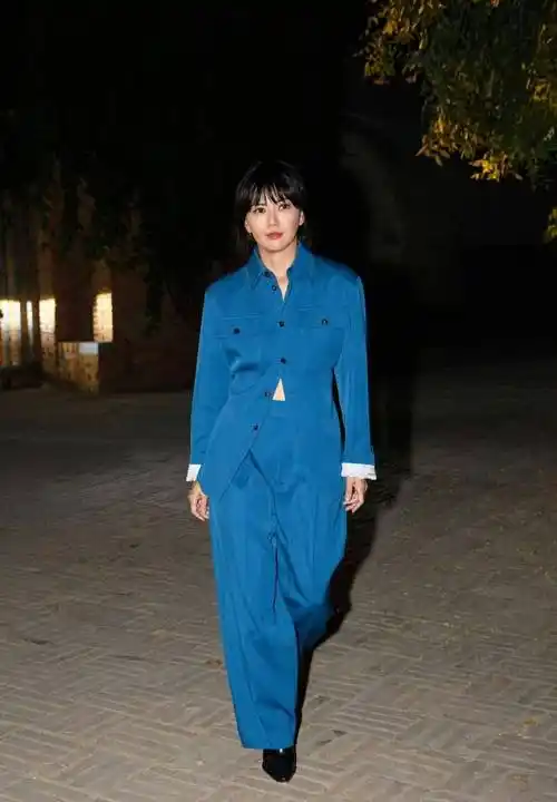 bv北京时装秀:孙燕姿走错工作室,白百何像买菜大姐,董洁·严一般_风格