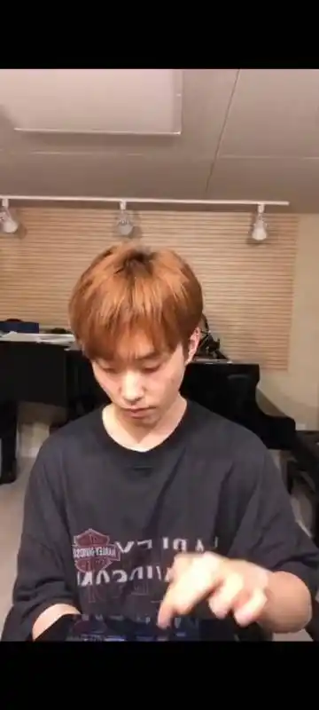 e铚呴踚萔j撰}〆