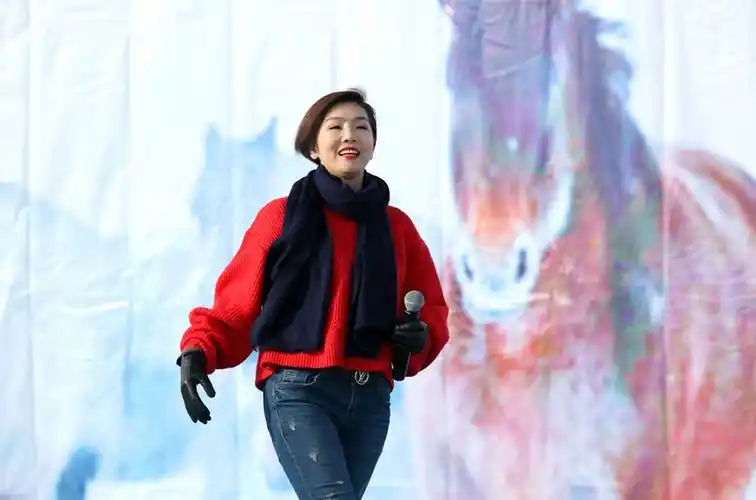 苏勒亚其其格演出集锦(2018锡林浩特冰雪那达慕)