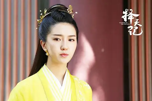 许龄月《择天记》《择天记》莫雨担心有容