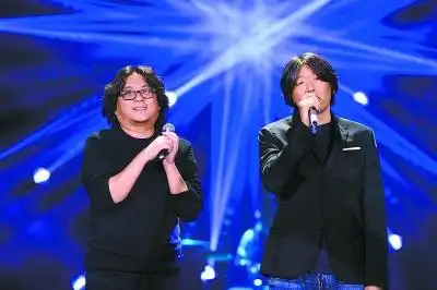 老狼老了,情怀未老_手机凤凰网