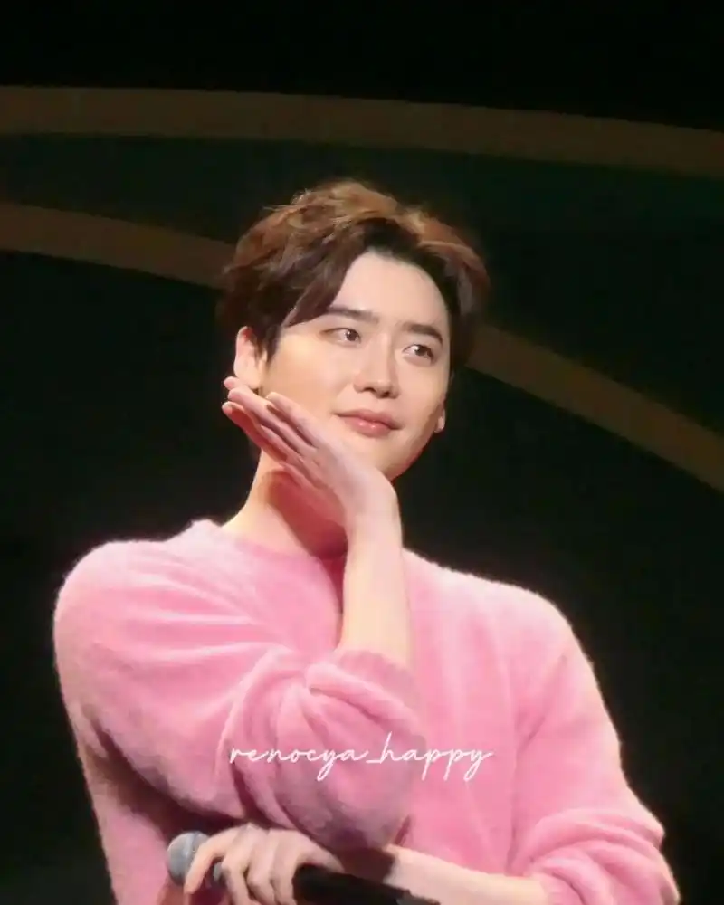 李钟硕日本大阪粉丝见面会# #宝藏男孩