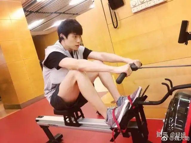 魏大勋,从226斤到142斤,讲述心酸减肥史,瘦下来不反弹要这样! - 知乎