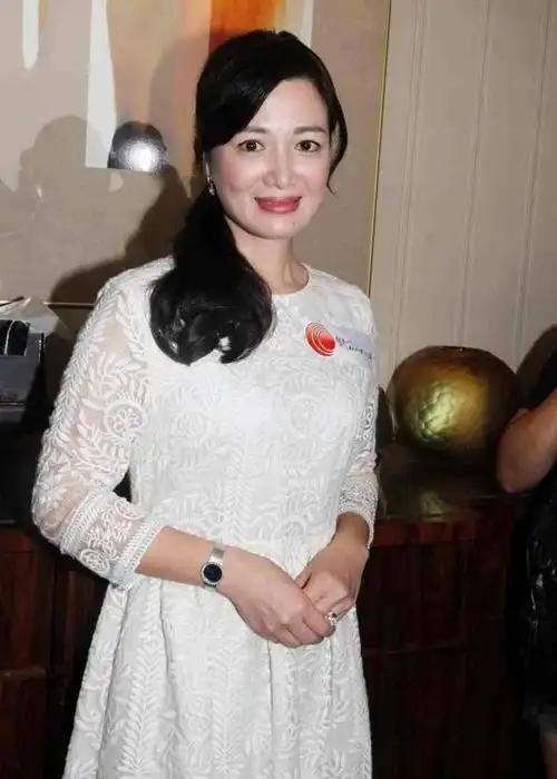 易有料-智能信息流一站式服务平台