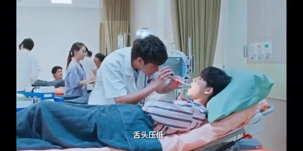 最近在看这部剧爱的警报器