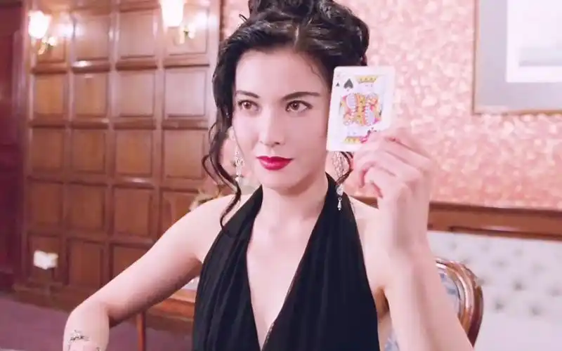 发哥经典之作,高进大战仇笑痴!《赌神2》.