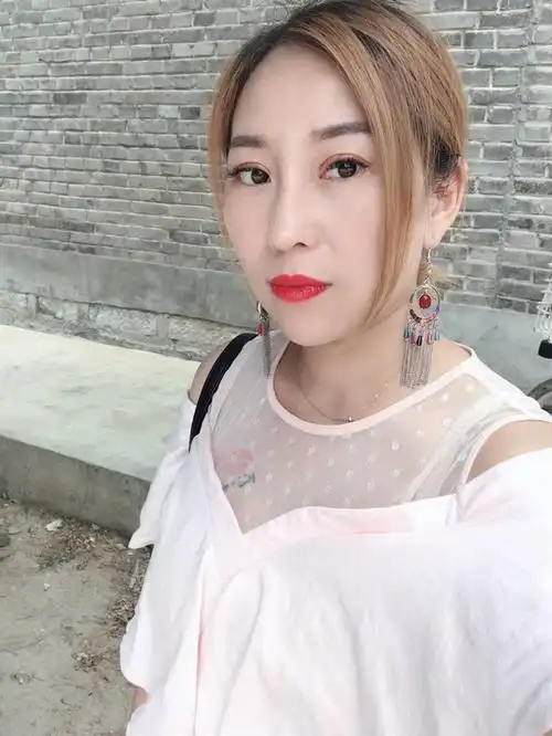 38岁离异女征婚照片(id:3887554)_浙江宁波征婚交友_我主良缘网