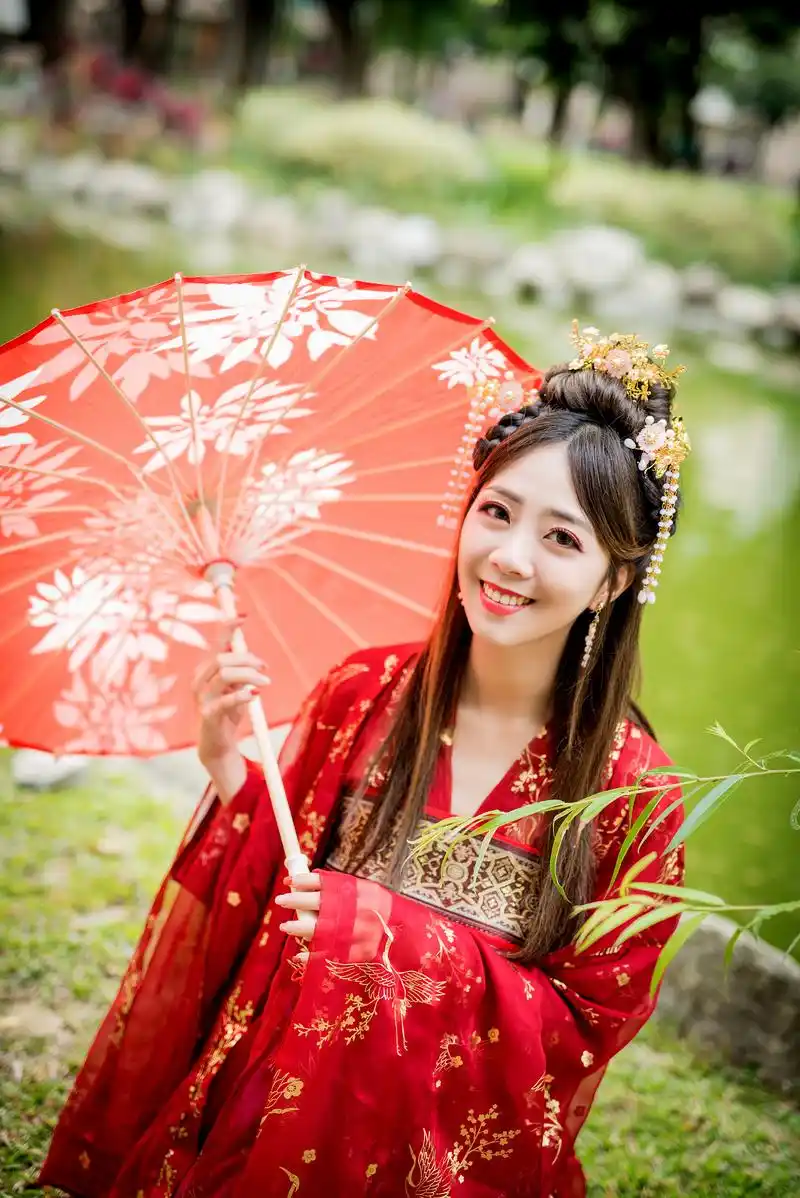 中式汉服写真/古装包套写真服务/台中汉服写真/女摄影师/客制化拍摄