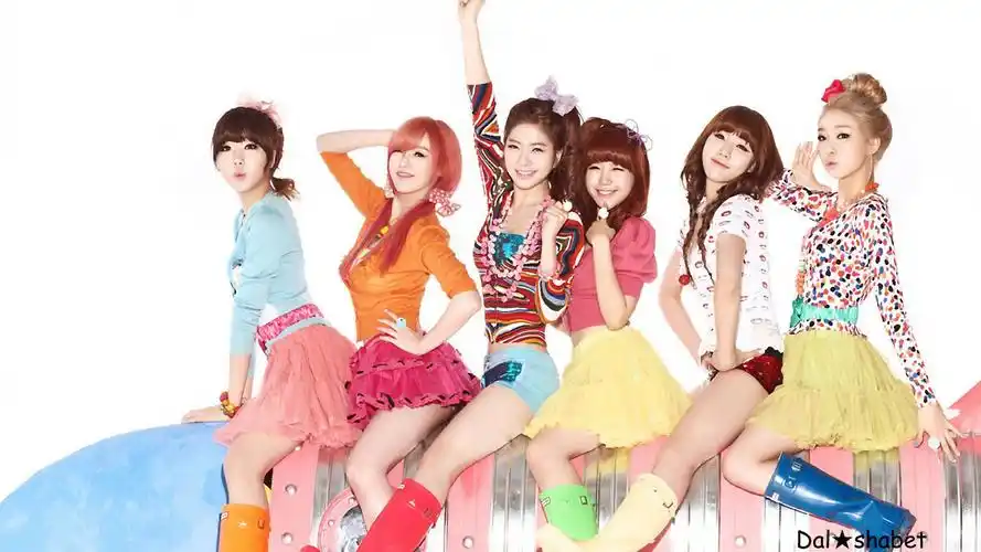 组合高清桌面壁纸,组合dal shabet在以可爱和性感划分的女团市场中