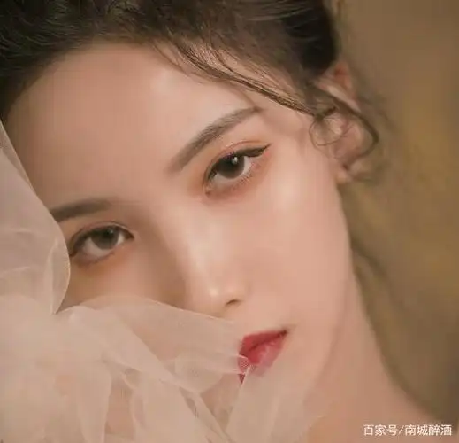 年龄越大越漂亮的三大星座女,气质出众,优雅迷人,越活越有女人味