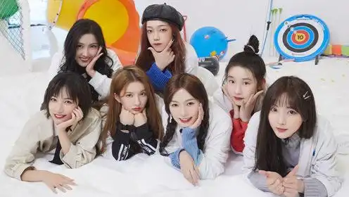 硬糖少女303小团综