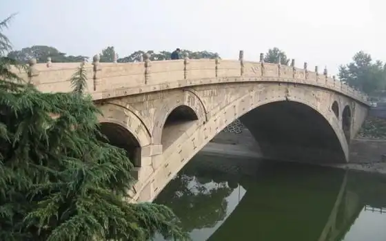 地址:河北省石家庄市赵县大石桥村附近赵州桥又名安济桥,建于隋大业